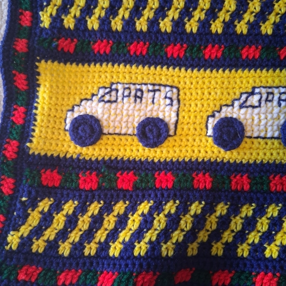 Handmade Colorful Checkered Car Pattern Blanket Throw - Picture 2 of 3